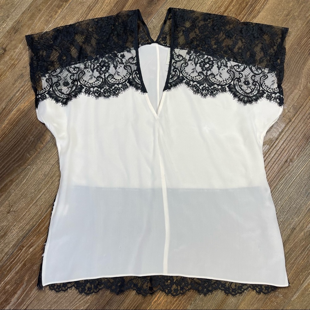 MICHELLE MASON Ivory Silk Black Lace V Neck Blouse Size 8
